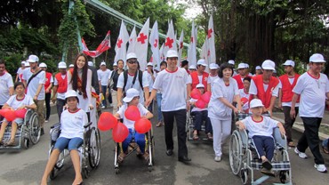 Thành phố Hồ Chí Minh tổ chức đi bộ vì nạn nhân chất độc da cam/dioxin - ảnh 1